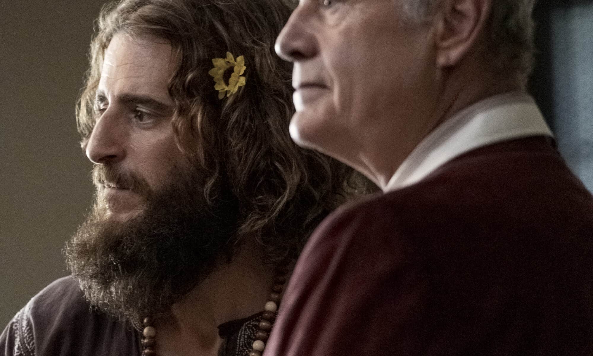 Lonnie Frisbee (Jonathan Roumie) and Chuck Smith (Kelsey Grammer) in Jesus Revolution